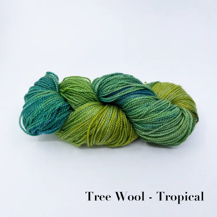 Hand dyed wools - L'Atelier de Hand Maiden et Fleece Artist 