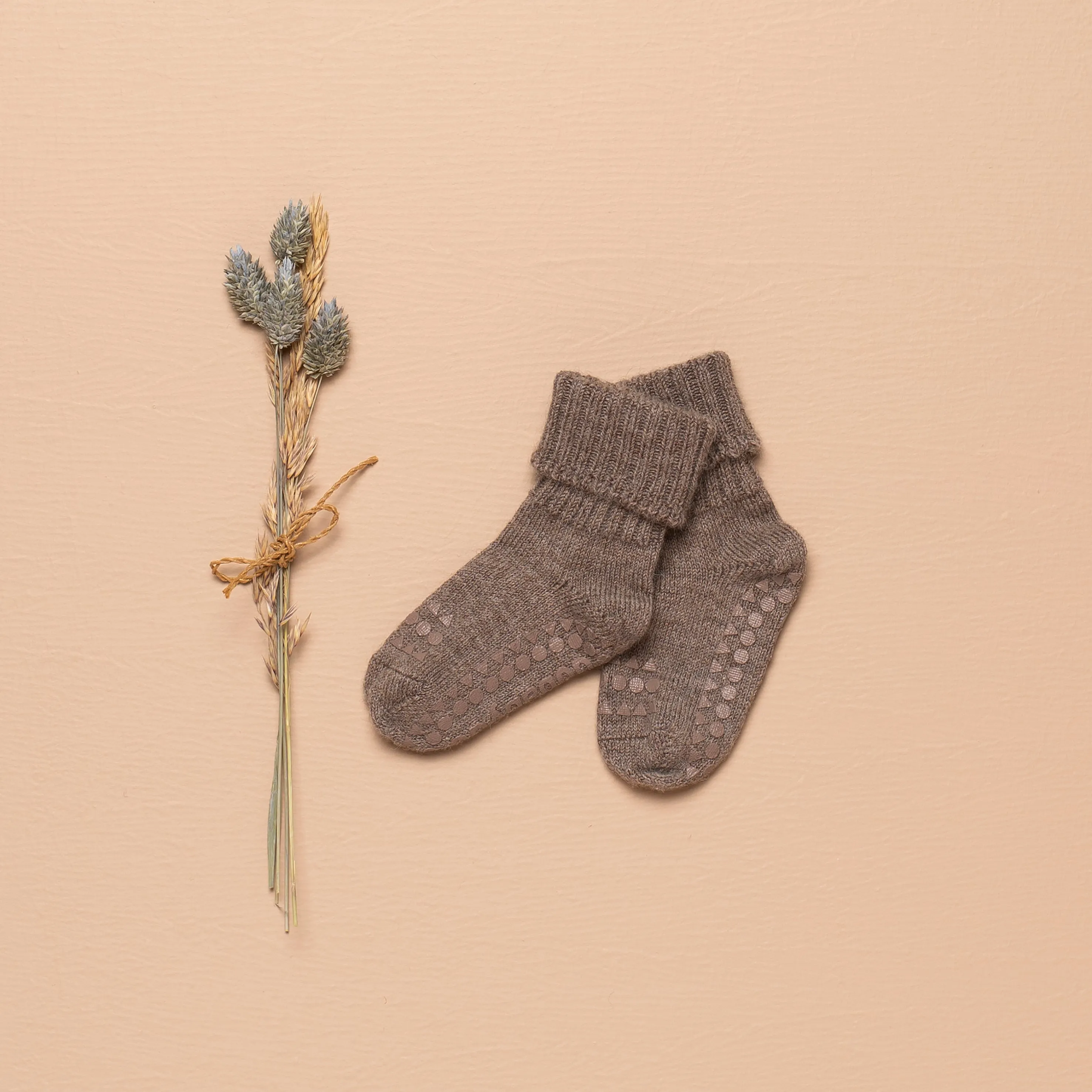 Non-Slip Grip Socks - Alpaca - Walnut